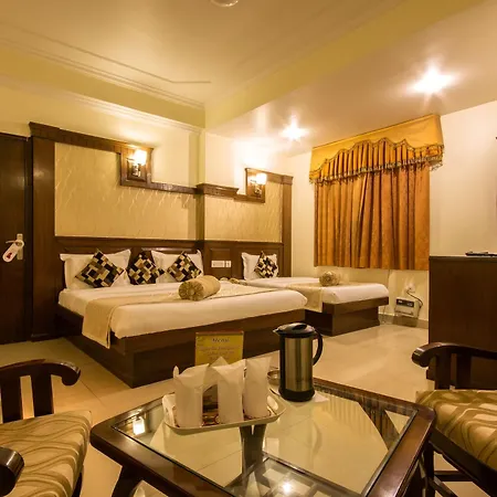 Hotel Grand Park Inn